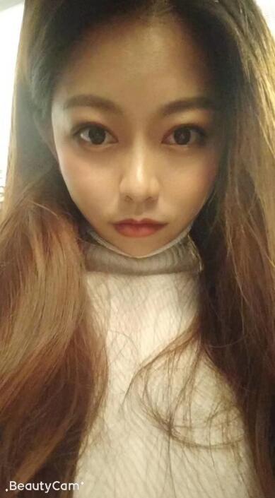 体验龙华瑜伽妹子艾糖糖